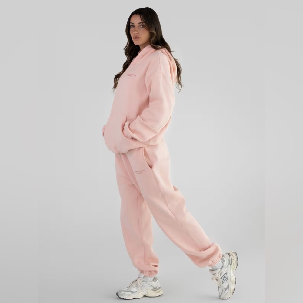 SET - Comfrt Limited Release Pastel Hoodie and Sweatpants Set in peach